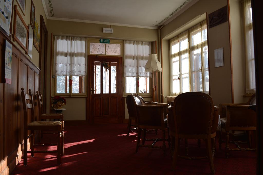 Hotel Villa Tedaldi Gressoney-Saint-Jean Kültér fotó