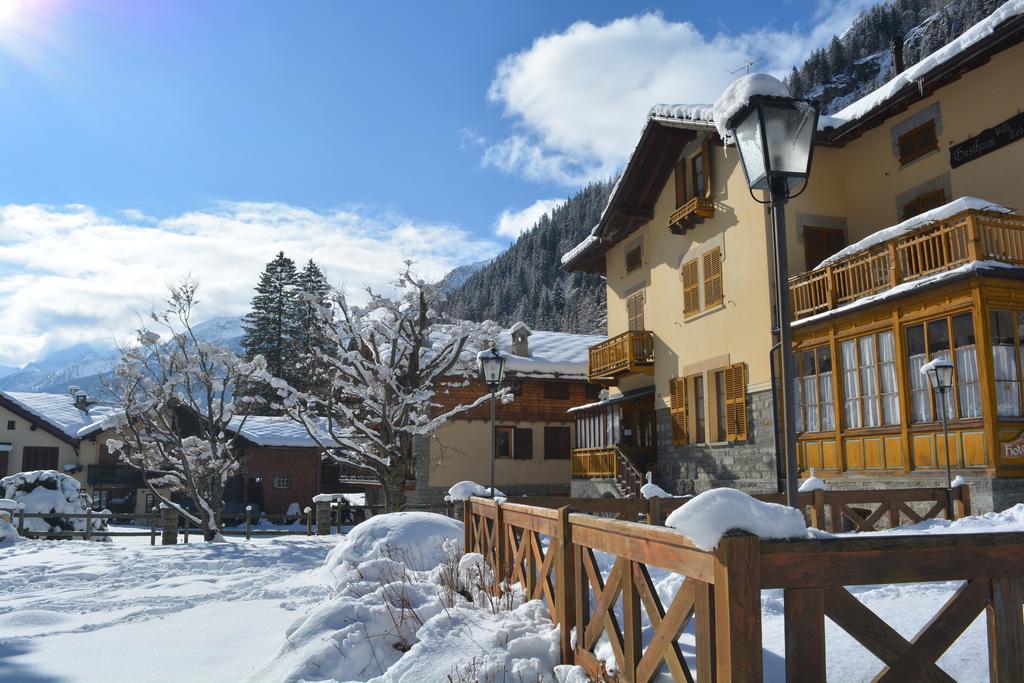 Hotel Villa Tedaldi Gressoney-Saint-Jean Kültér fotó