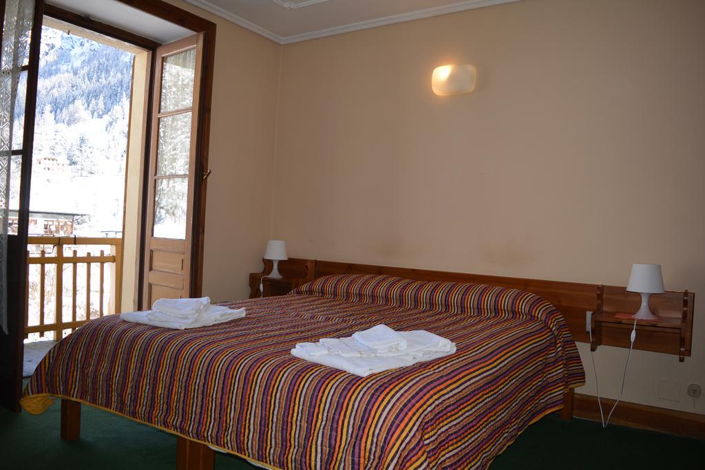 Hotel Villa Tedaldi Gressoney-Saint-Jean Kültér fotó