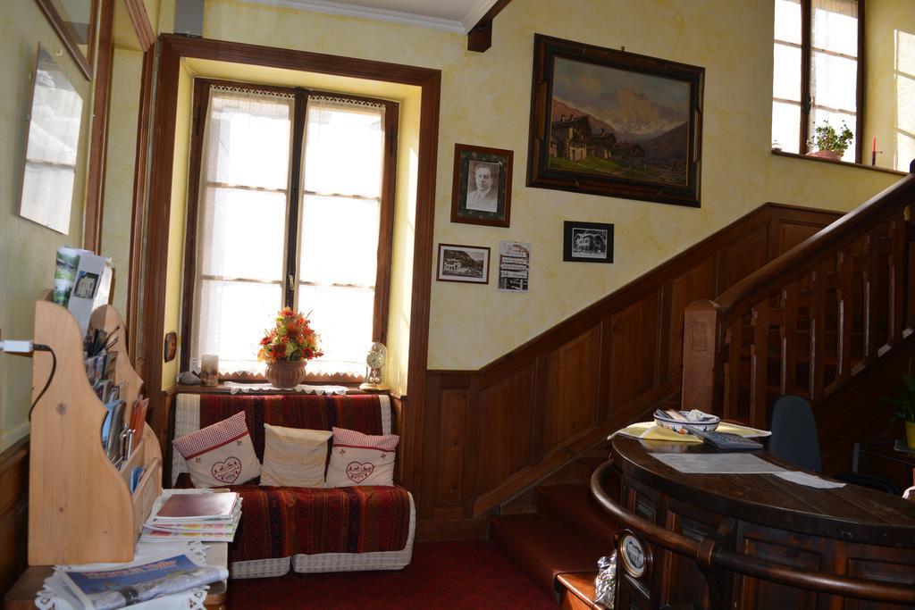 Hotel Villa Tedaldi Gressoney-Saint-Jean Kültér fotó